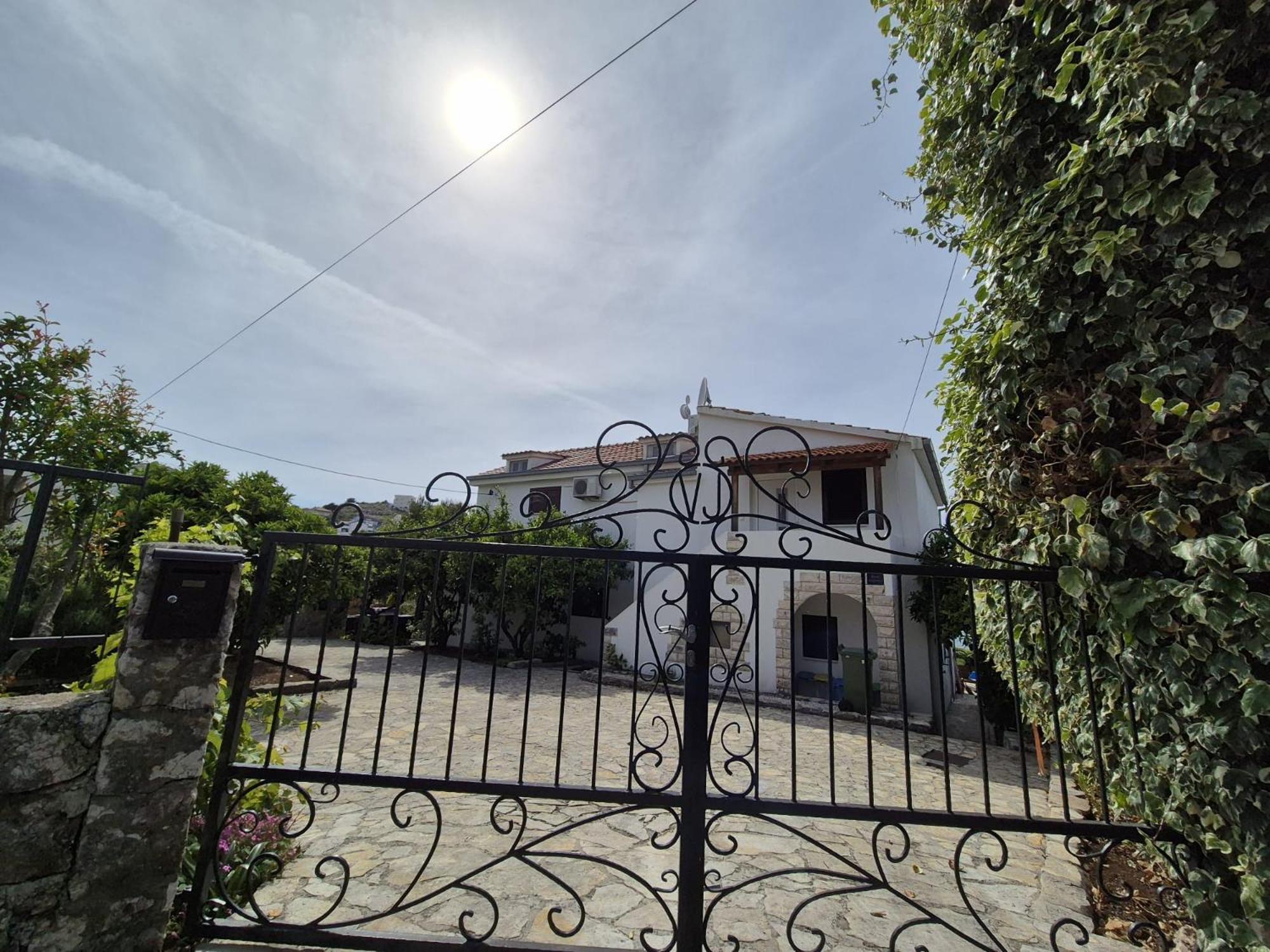 Apartments Villa Julia Trogir Zewnętrze zdjęcie