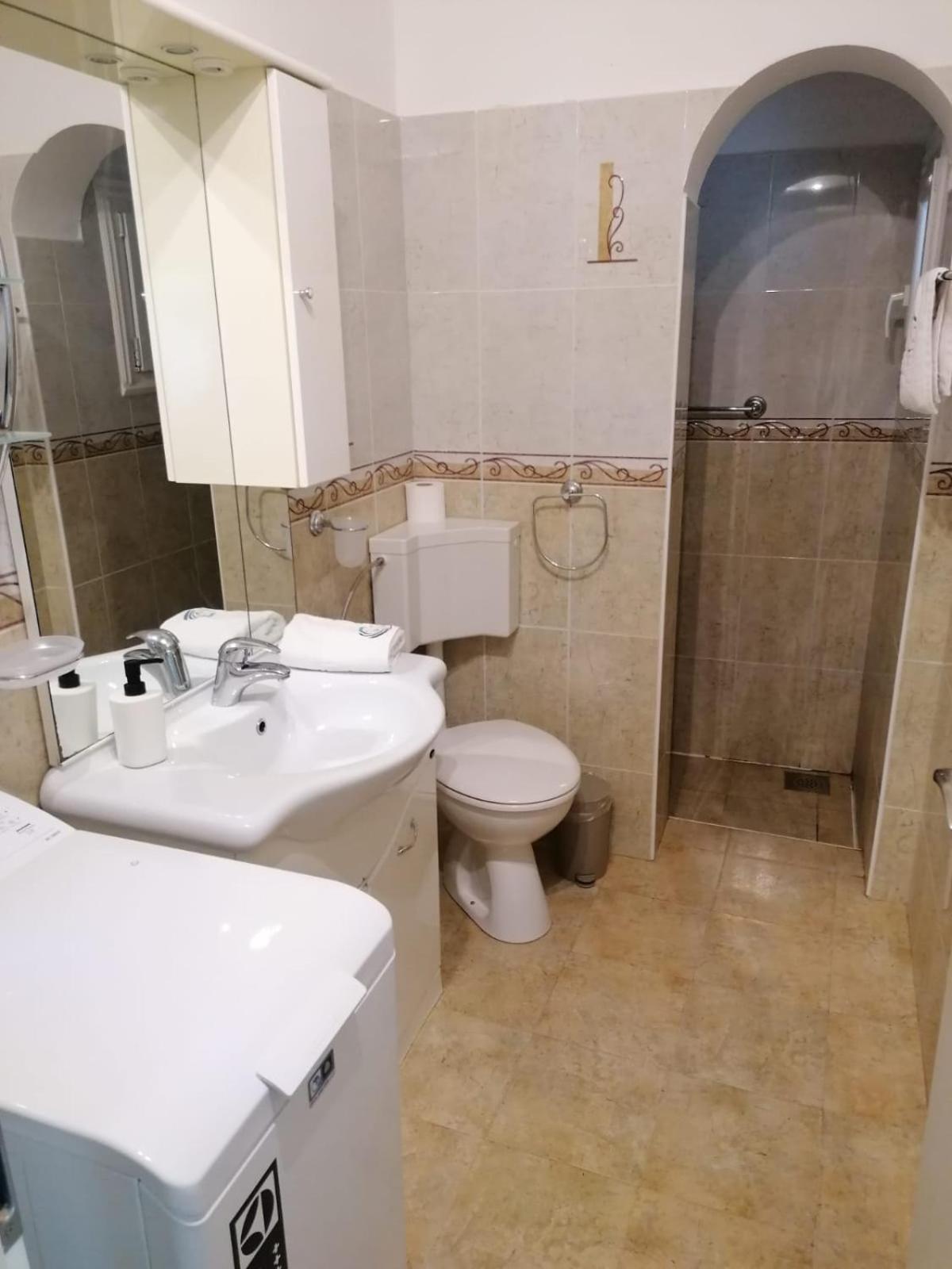Apartments Villa Julia Trogir Zewnętrze zdjęcie