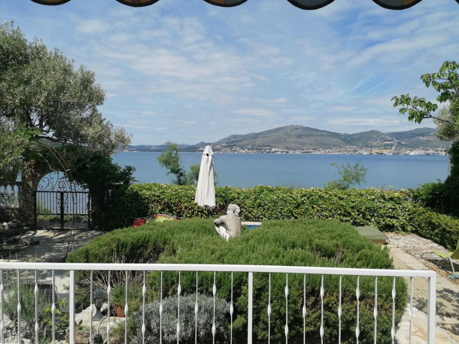Apartments Villa Julia Trogir Zewnętrze zdjęcie